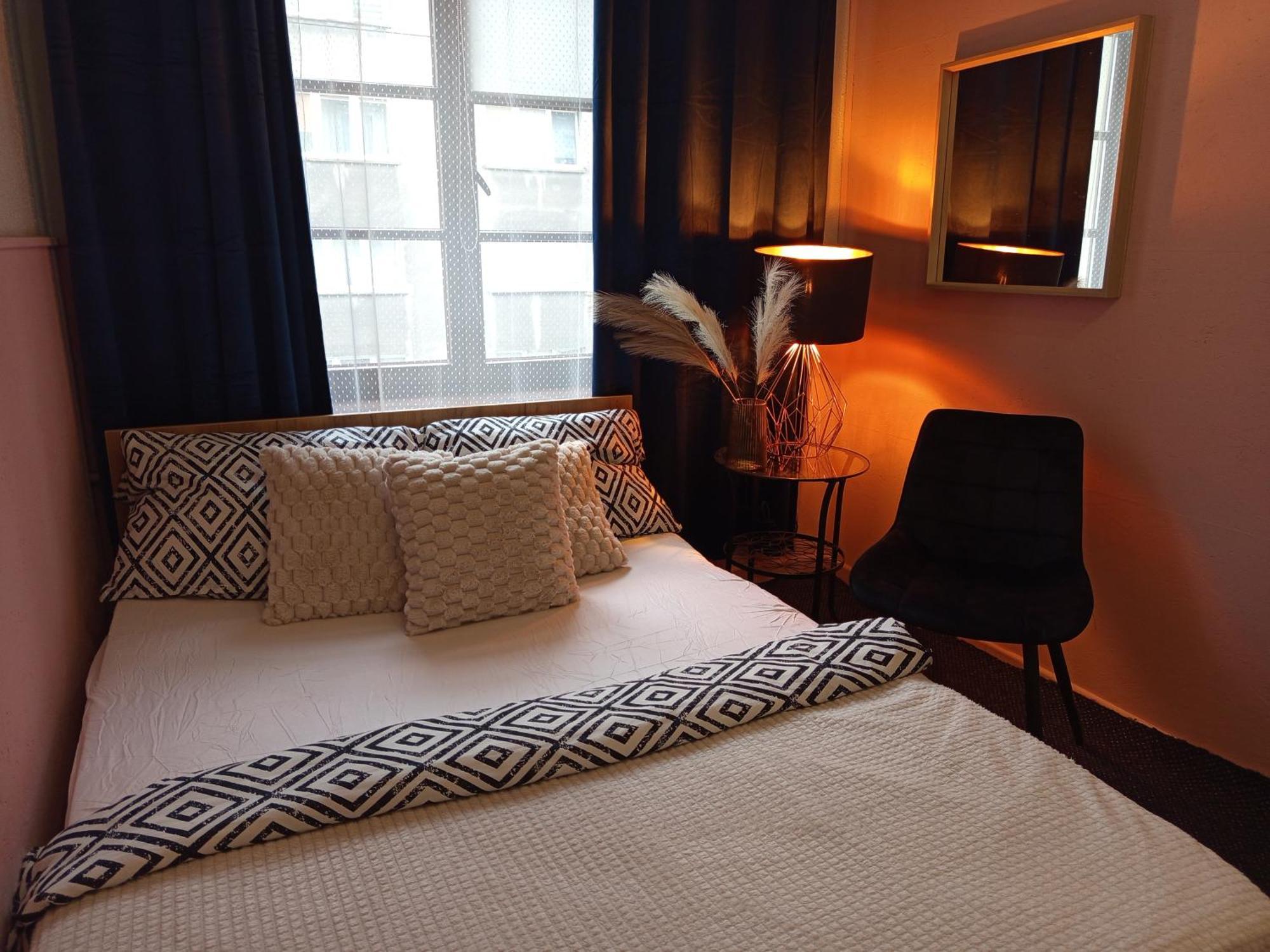 Rooms Center - Dworzec Pkp, Rynek Wroclaw Luaran gambar